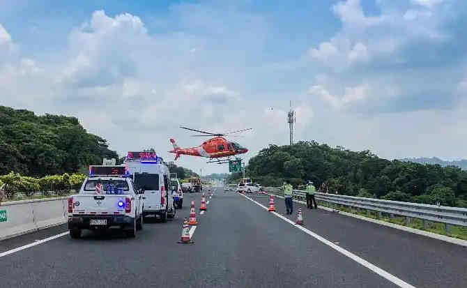 含山高速公路汽车救援案例